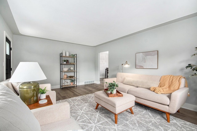 2016 Engleside Dr SE, Grand Rapids, MI 49546 - living area featuring wood finished floors and baseboards
