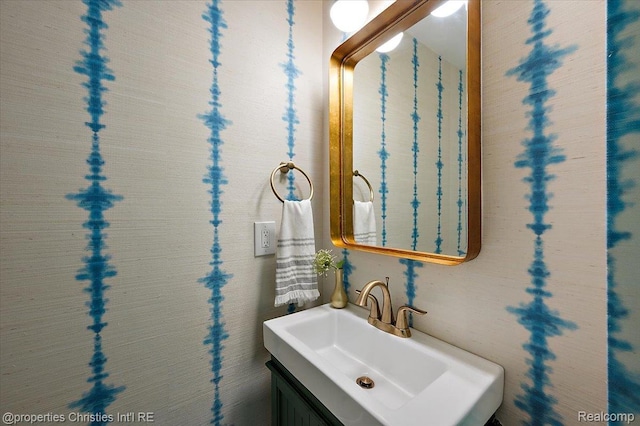 600 Wolverine Dr, Walled Lake, MI 48390 - bathroom with vanity