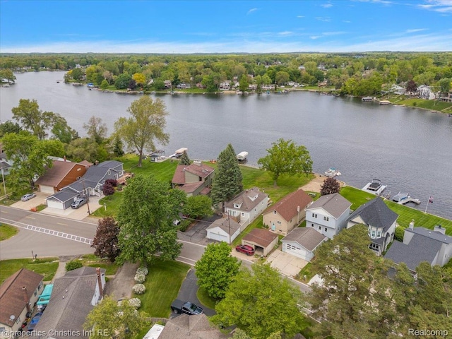 600 Wolverine Dr, Walled Lake, MI 48390 - aerial view of residential area featuring a nearby body of water