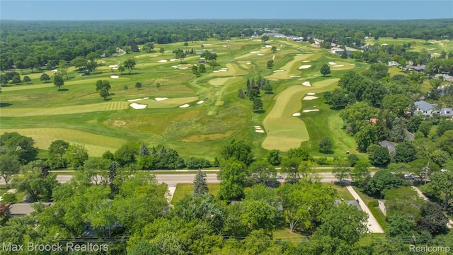 6695 Lahser Rd, Bloomfield Hills, MI 48301 - aerial view of property and surrounding area featuring a golf course
