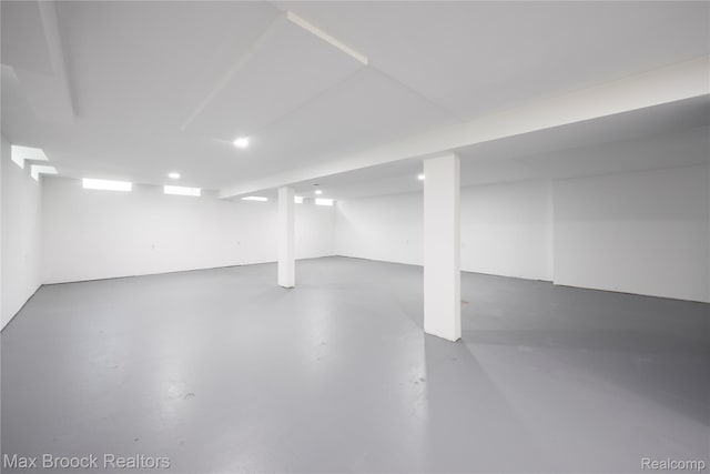 6695 Lahser Rd, Bloomfield Hills, MI 48301 - view of finished below grade area