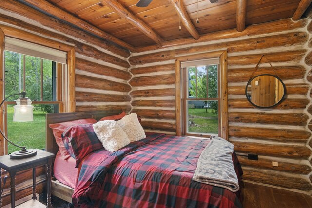 6952 Carter Rd, Beulah, MI 49617