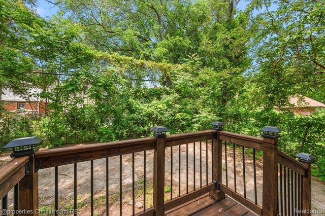 17155 Wisconsin St, Detroit, MI 48221 - view of deck
