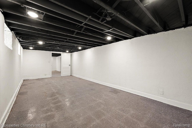 17155 Wisconsin St, Detroit, MI 48221 - finished basement with baseboards