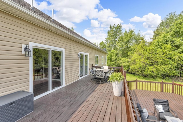 7910 Stony Lake Rd, Jackson, MI 49201 - wooden deck with outdoor dining area
