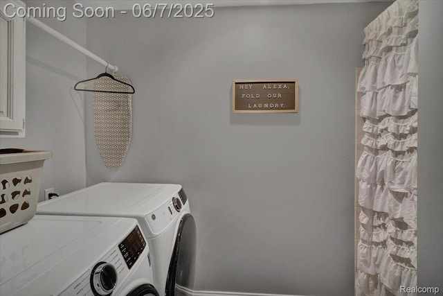 16146 Valcrest Dr, Linden, MI 48451 - laundry area featuring independent washer and dryer