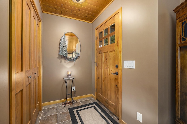 6838 E Michillinda Rd, Twin Lake, MI 49457 - foyer with wooden ceiling and baseboards