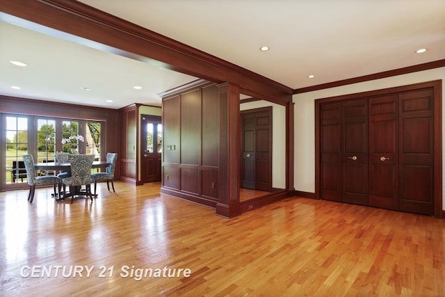 12 W Corral Dr, Saginaw, MI 48638 - dining room featuring ornamental molding, light wood finished floors, baseboards, and recessed lighting