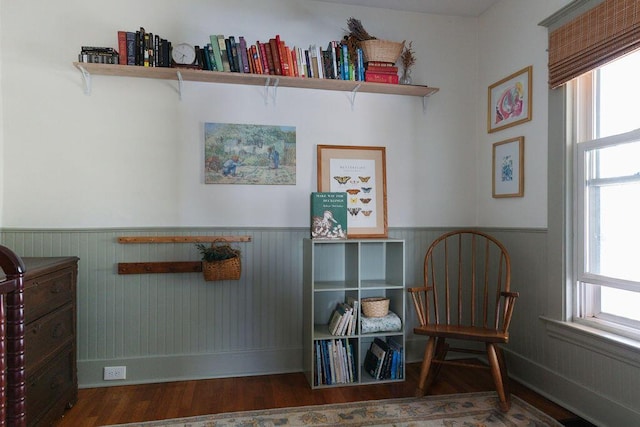 1550 Pine Ave NW, Grand Rapids, MI 49504 - living area with wainscoting and wood finished floors