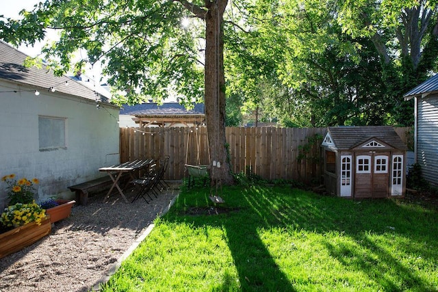 1550 Pine Ave NW, Grand Rapids, MI 49504 - view of yard