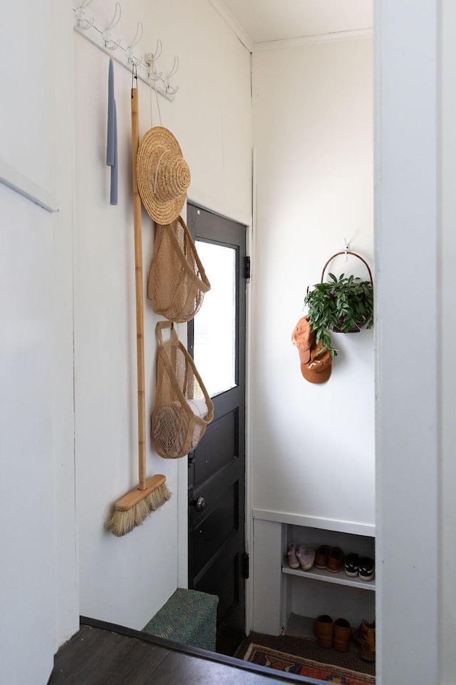 1550 Pine Ave NW, Grand Rapids, MI 49504 - view of mudroom