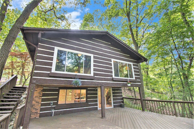 8721 Onandaga Rd, Clarkston, MI 48348 - wooden terrace with stairway