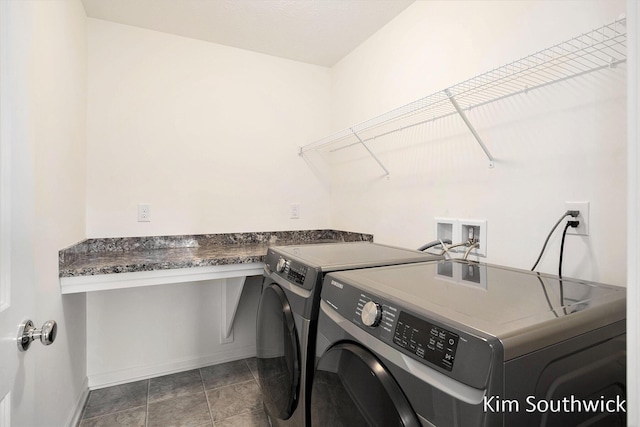 12285 Apple Cart Ln, Lowell, MI 49331 - laundry room featuring independent washer and dryer and baseboards