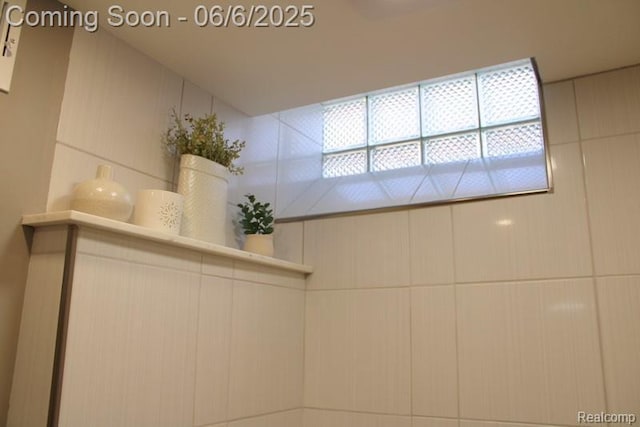 3338 Maple Dr, Melvindale, MI 48122 - view of bathroom