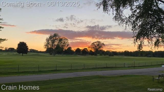 6151 Golfview Dr, Bloomfield Hills, MI 48301 - view of property's community