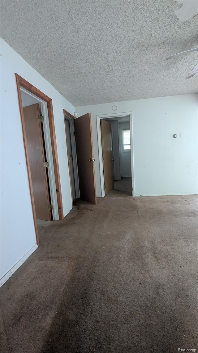 551 Nebraska Ave, Pontiac, MI 48341 - carpeted empty room featuring a textured ceiling