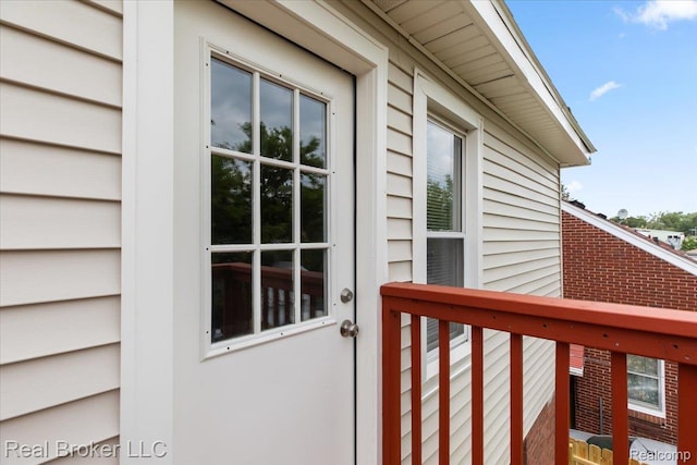 16810 Archdale St, Detroit, MI 48235 - view of doorway to property