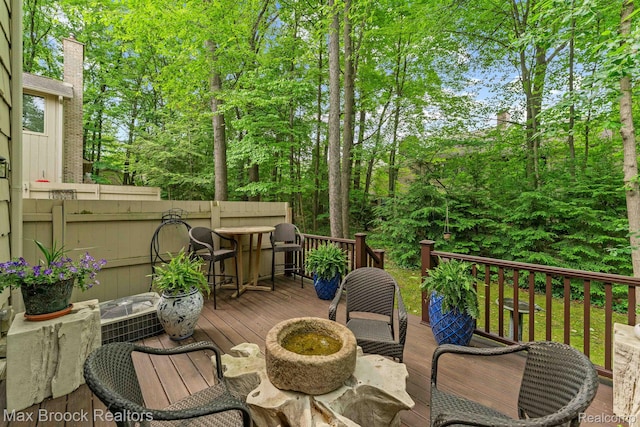 1132 Hillpointe Cir, Bloomfield Hills, MI 48304 - view of wooden terrace