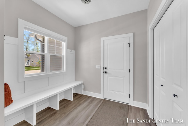 16371 Wickshire Pl, Spring Lake, MI 49456 - mudroom with wood finished floors and baseboards