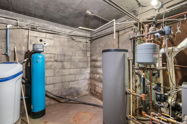 13405 Ellis Rd, Conklin, MI 49403 - utilities with water heater