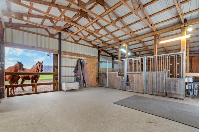 13405 Ellis Rd, Conklin, MI 49403 - view of horse barn
