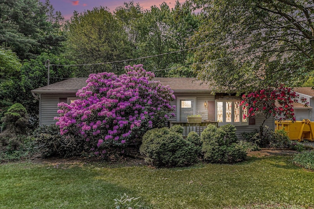 18930 G Dr N, Marshall, MI 49068 - view of front facade featuring a yard and roof with shingles