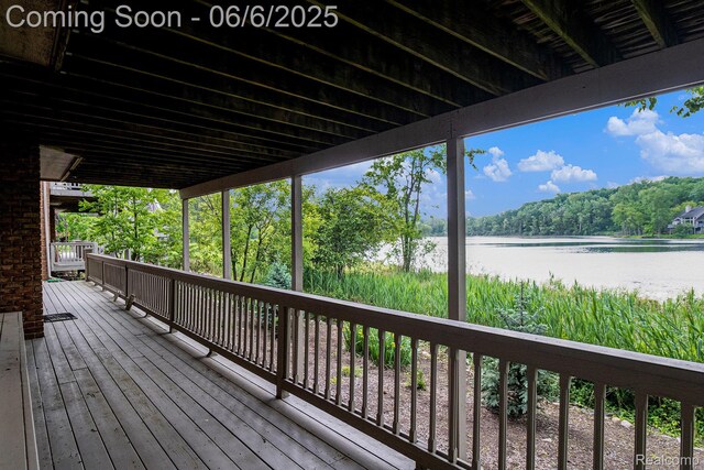 4825 Mirror Lake Dr, West Bloomfield, MI 48323 - deck with a water view