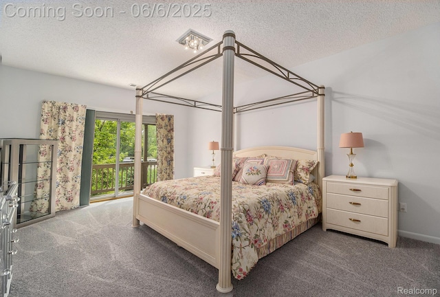 4825 Mirror Lake Dr, West Bloomfield, MI 48323 - carpeted bedroom featuring a textured ceiling