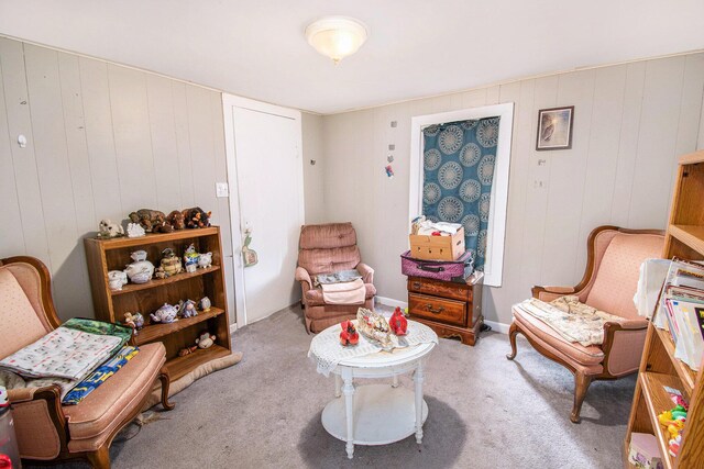 1527 Madison St, Muskegon, MI 49442 - sitting room with carpet flooring