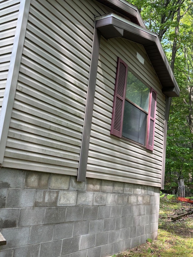 530 N June Dr, Mears, MI 49436 - view of home's exterior