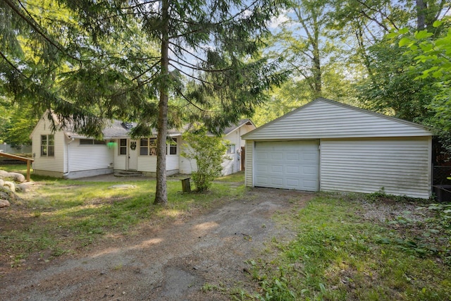 6780 Packer Dr NE, Belmont, MI 49306 - detached garage with driveway