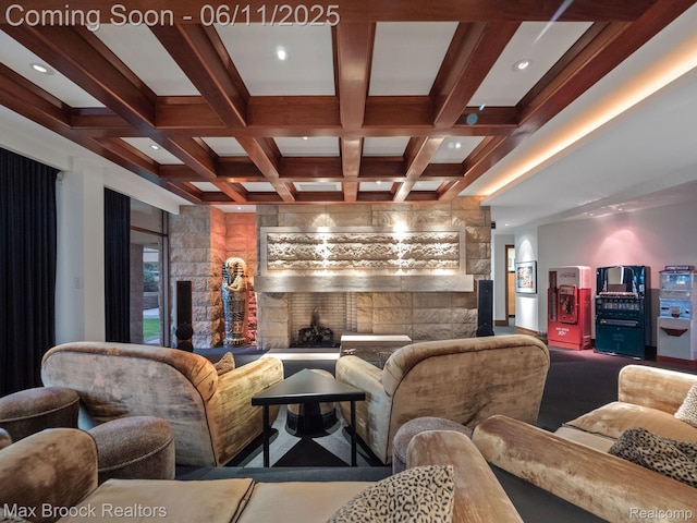 4790 Dow Ridge Rd, Orchard Lake, MI 48324 - lobby with beamed ceiling, recessed lighting, and coffered ceiling