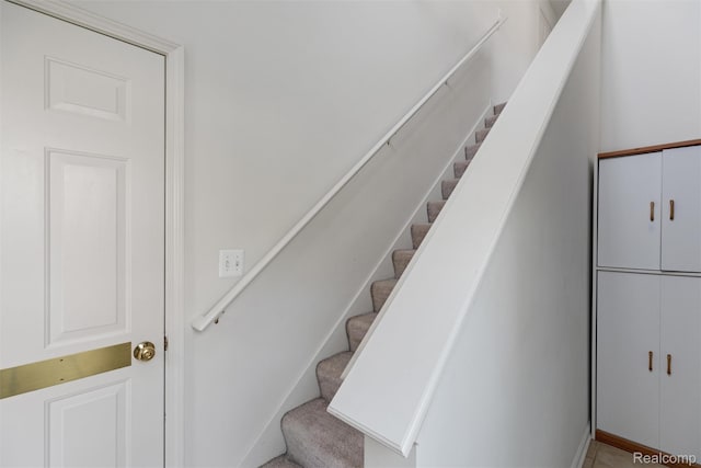 612 Riverstone Ln Unit 75, Chelsea, MI 48118 - view of stairs