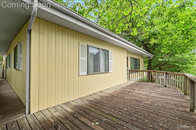 219 Beaver St, Brighton, MI 48116 - view of wooden terrace