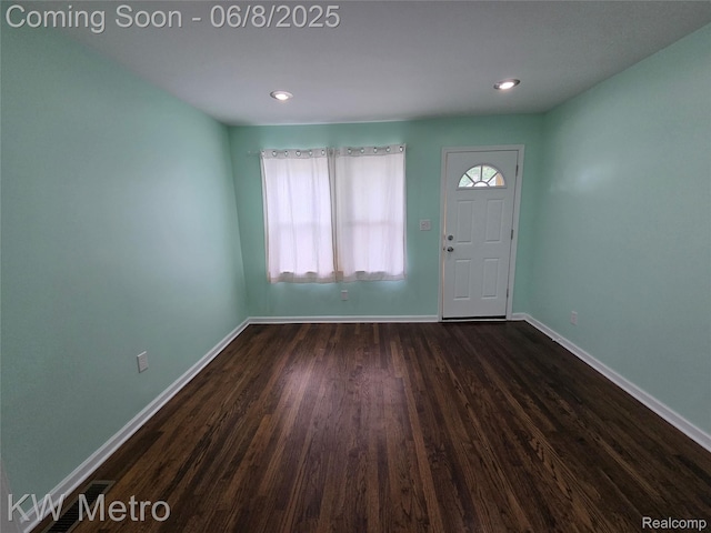 23328 Harding Ave, Hazel Park, MI 48030 - foyer with baseboards, dark wood-style floors, and recessed lighting