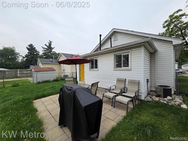 23328 Harding Ave, Hazel Park, MI 48030 - back of property with a patio area and central AC