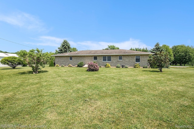 12070 Elms Rd, Birch Run, MI 48415 - photo 29