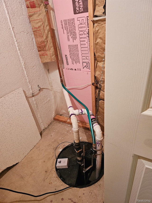 22835 Woodcreek Dr Unit 32, Taylor, MI 48180 - view of utility room