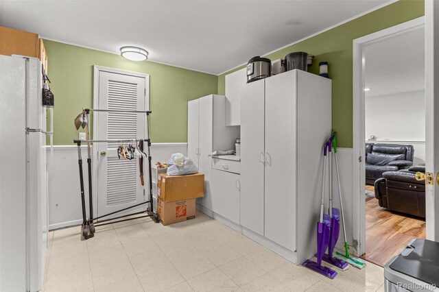 27020 Wilson Dr, Dearborn Heights, MI 48127 - photo 31