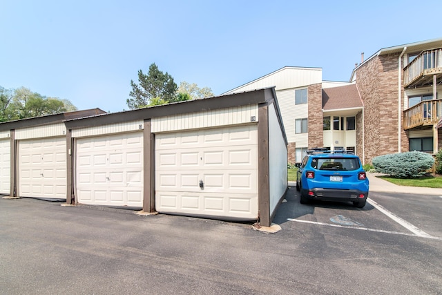 855 S Pontiac Trl Unit A305, Walled Lake, MI 48390 - view of garage