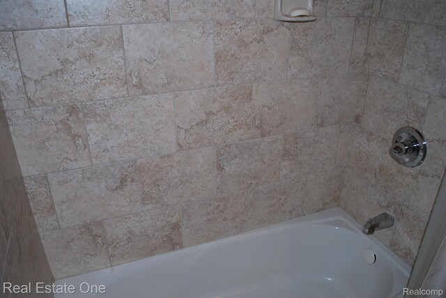 25364 Sutton Ct, Novi, MI 48374 - photo 40