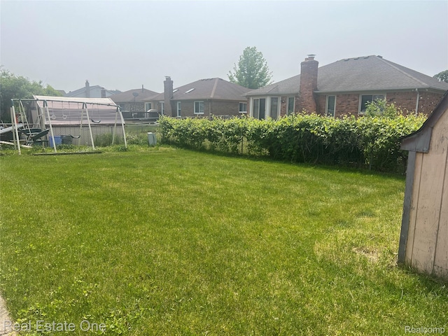 35715 Maureen Dr, Sterling Heights, MI 48310 - view of grassy yard