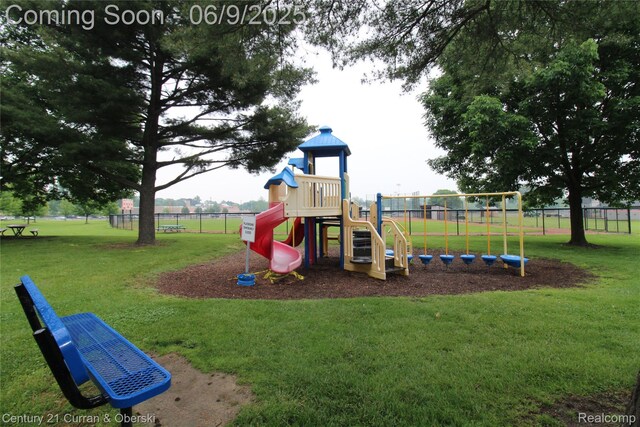 300 S Melborn St, Dearborn, MI 48124 - view of community jungle gym