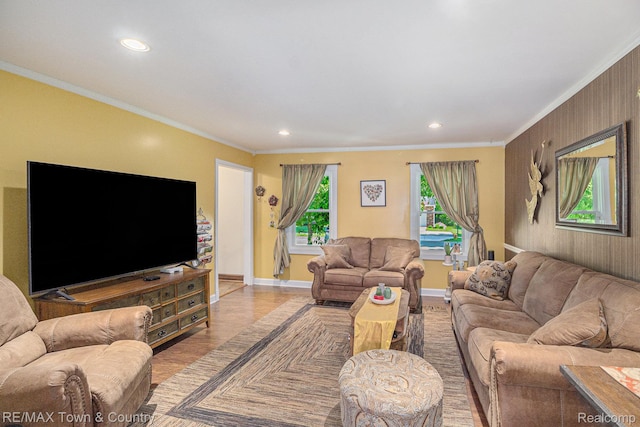 813 Birchwood Dr, Flushing, MI 48433 - living room featuring ornamental molding, recessed lighting, baseboards, and wood finished floors