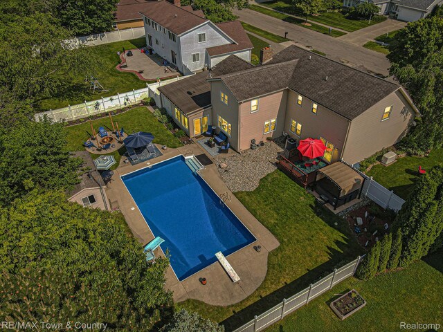 813 Birchwood Dr, Flushing, MI 48433 - drone / aerial view