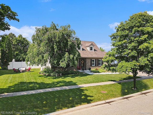 813 Birchwood Dr, Flushing, MI 48433 - view of front of property with brick siding
