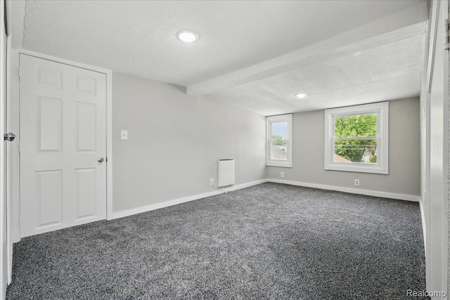 3345 Curwood St, Bloomfield Hills, MI 48329 - unfurnished room featuring a textured ceiling, carpet, and baseboards