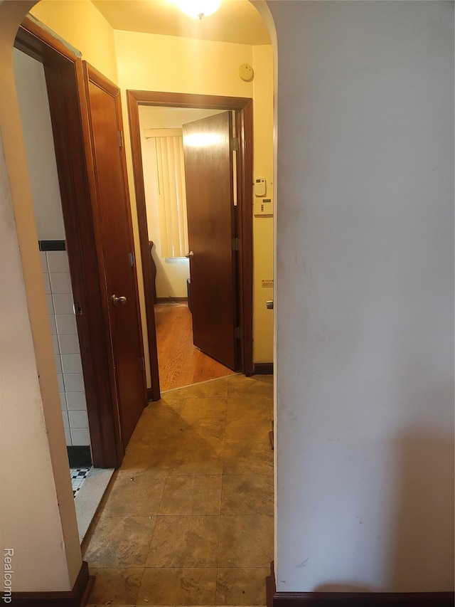 20022 Hanna St, Highland Park, MI 48203 - hall with arched walkways