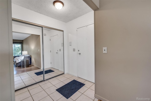 1975 Klingensmith Rd Unit 25, Bloomfield Hills, MI 48302 - photo 4
