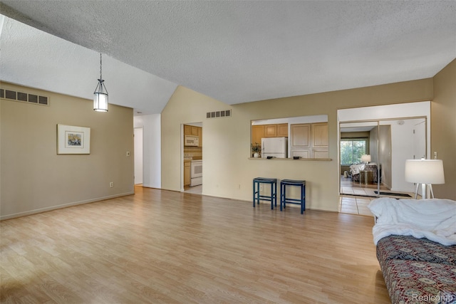 1975 Klingensmith Rd Unit 25, Bloomfield Hills, MI 48302 - photo 8